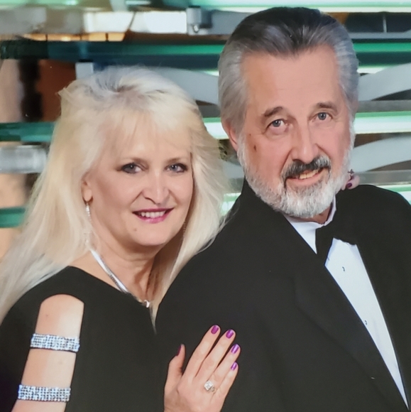 Meet your Posher, Donna - Picture 3 of 7